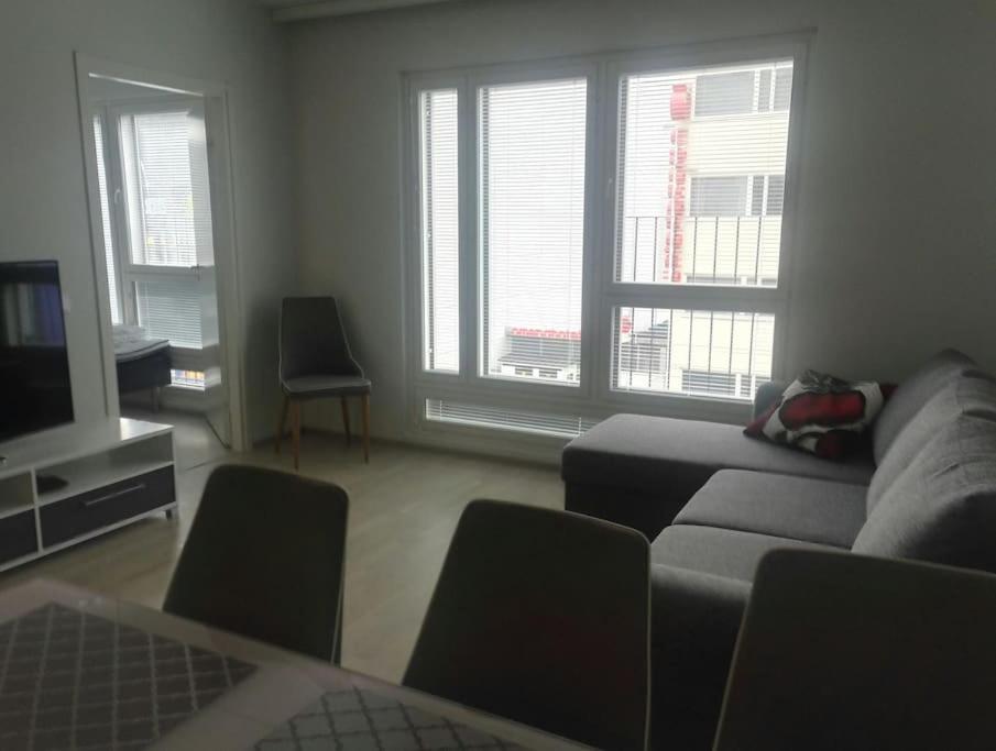 Uusi Tilava Kaksio Jyvaskylan Ydinkeskustassa 53 M2 Apartment Bagian luar foto