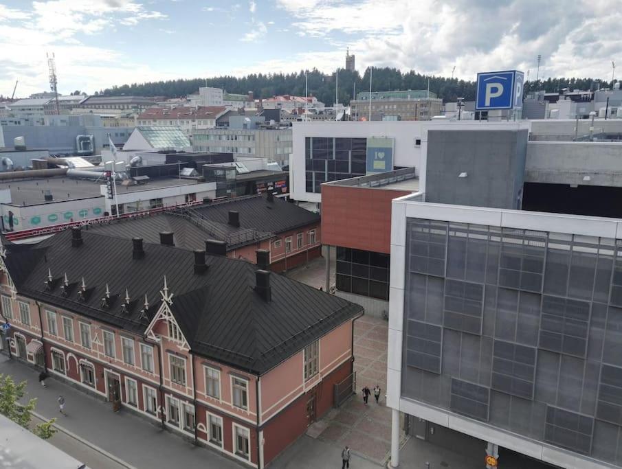 Uusi Tilava Kaksio Jyvaskylan Ydinkeskustassa 53 M2 Apartment Bagian luar foto